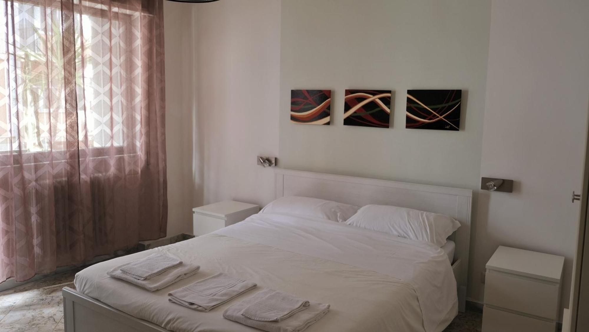 Kamila Guest House Bari Exterior photo