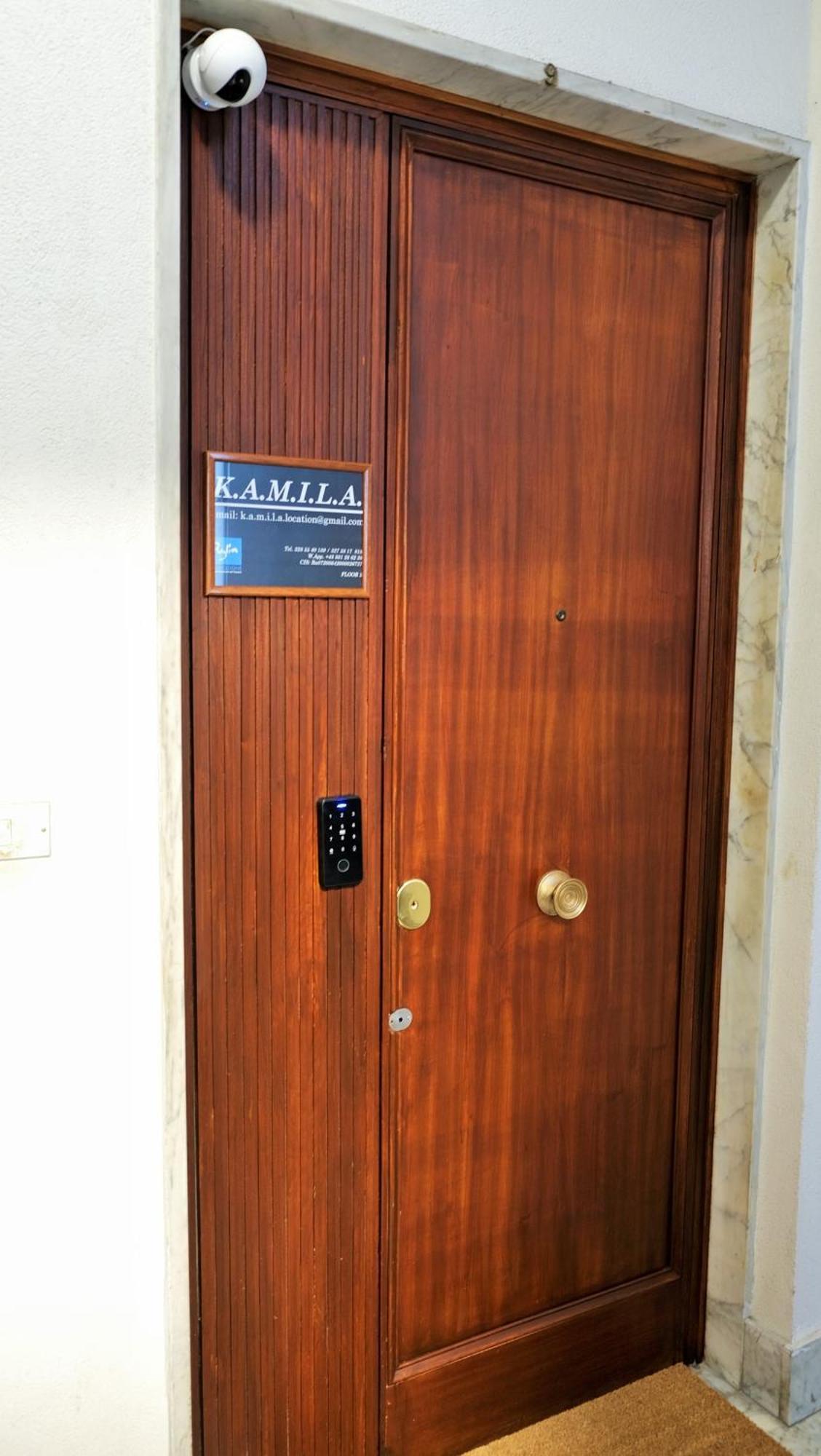 Kamila Guest House Bari Exterior photo